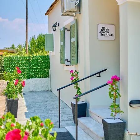 The Owl's House Велонадес